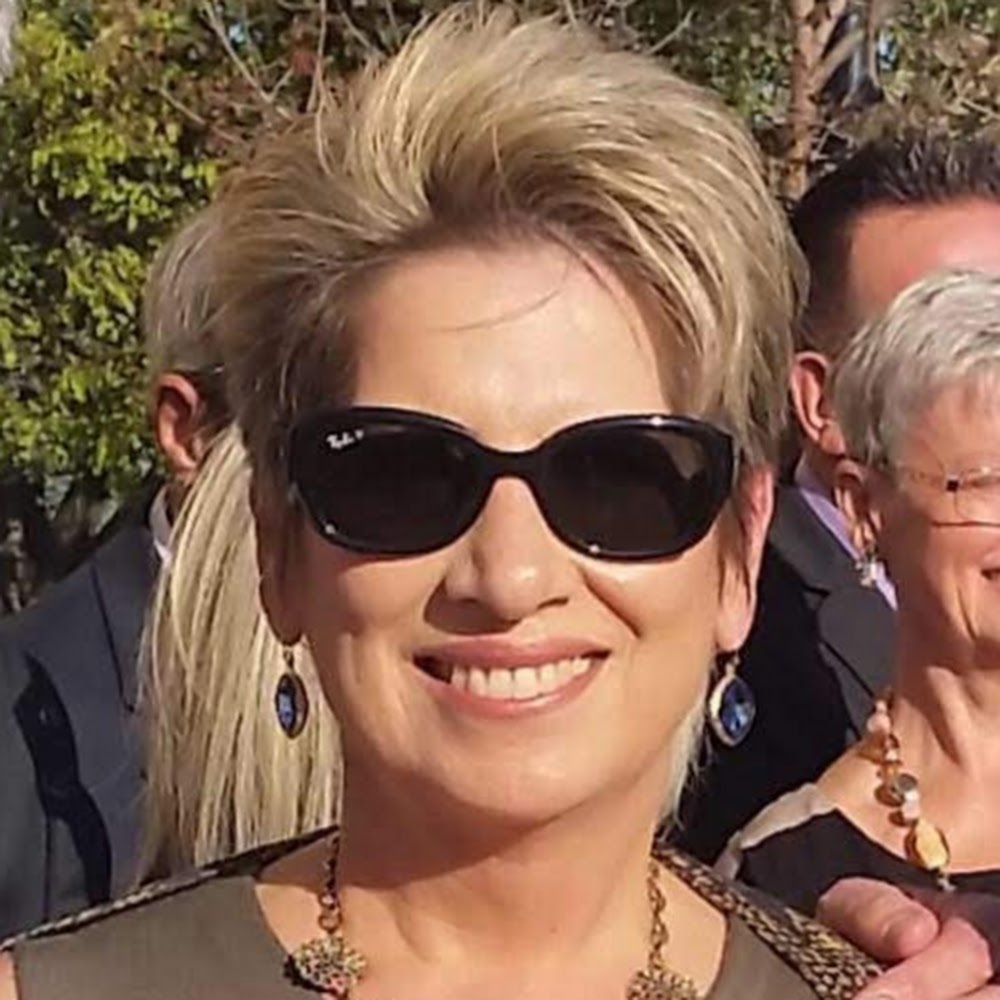 Meet your Posher, Karen